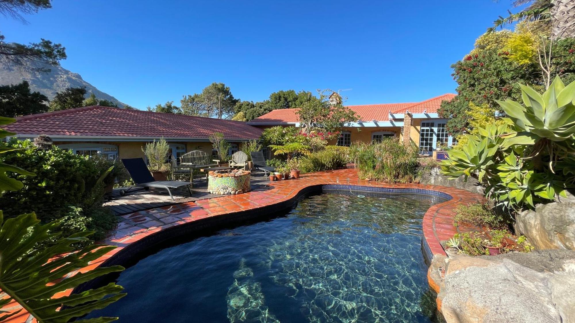 Вилла Unique Hout Bay House Экстерьер фото